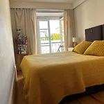 Cozy 1Br, Private Terrace & Pool - Estrela | By Airnest